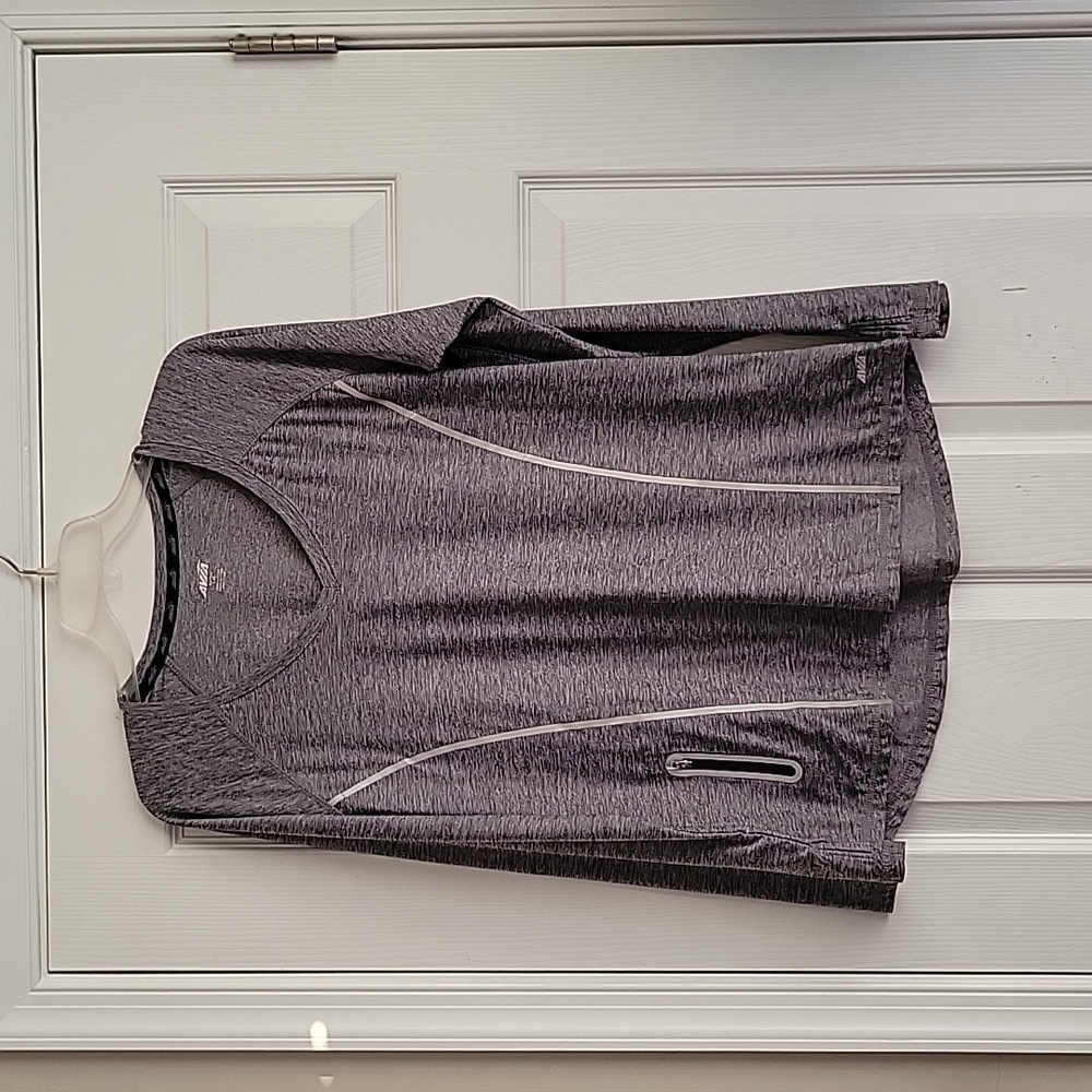 NWOT Avia Long Sleeve Shirt